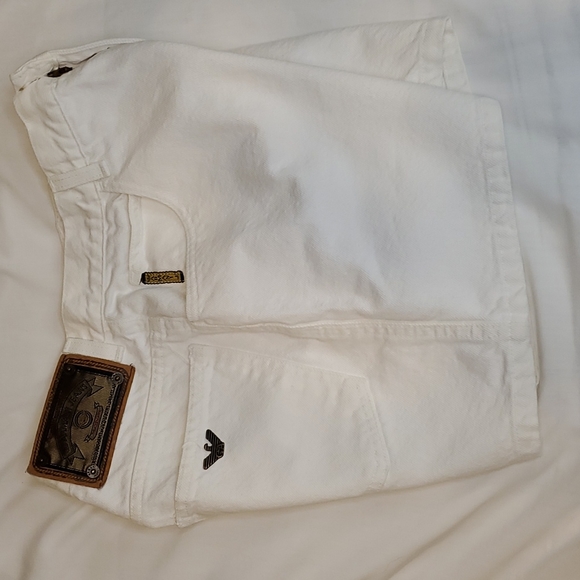 Giorgio Armani Jeans Vintage Shorts, White, Size 12 - Picture 13 of 13